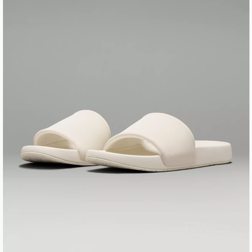 Lululemon Men’s Restfeel Slide - 12